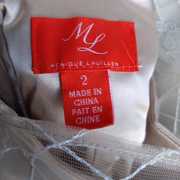 Monique Lhuillier lace overlay cocktail dress, size 2, White and Cream - Picture 5 of 8